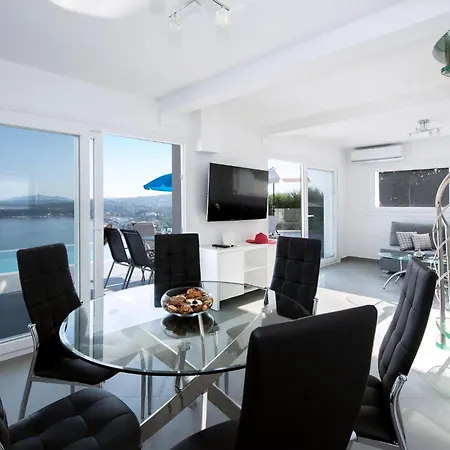 Thea Pyrgi: Seaside Serenity With Private Pool Villa Pyrgi (Corfu)