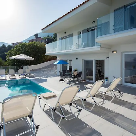 Βίλα Exquisite Corfu Retreat 3 Bedrooms Thea Panoramic Sea Views Private Pool Unforgettable Getaway