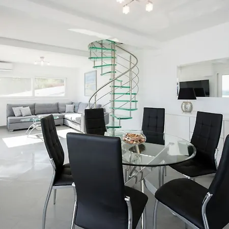 Exquisite Corfu Retreat 3 Bedrooms Thea Panoramic Sea Views Private Pool Unforgettable Getaway Βίλα Πυργί